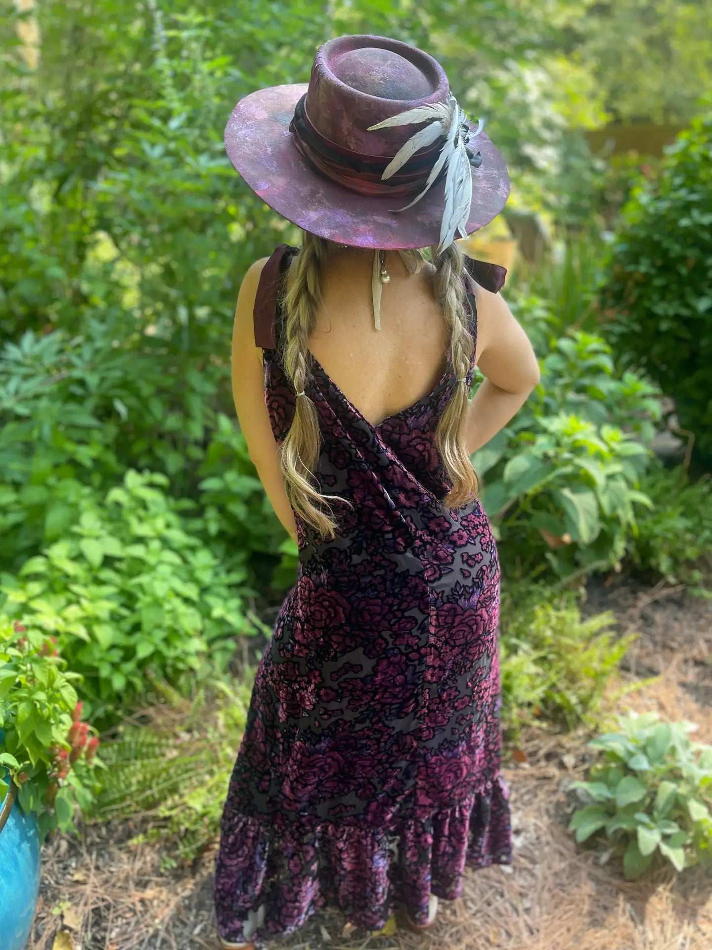 Plum Burnout Velvet Floral Dress - L/XL (appx 16-20)