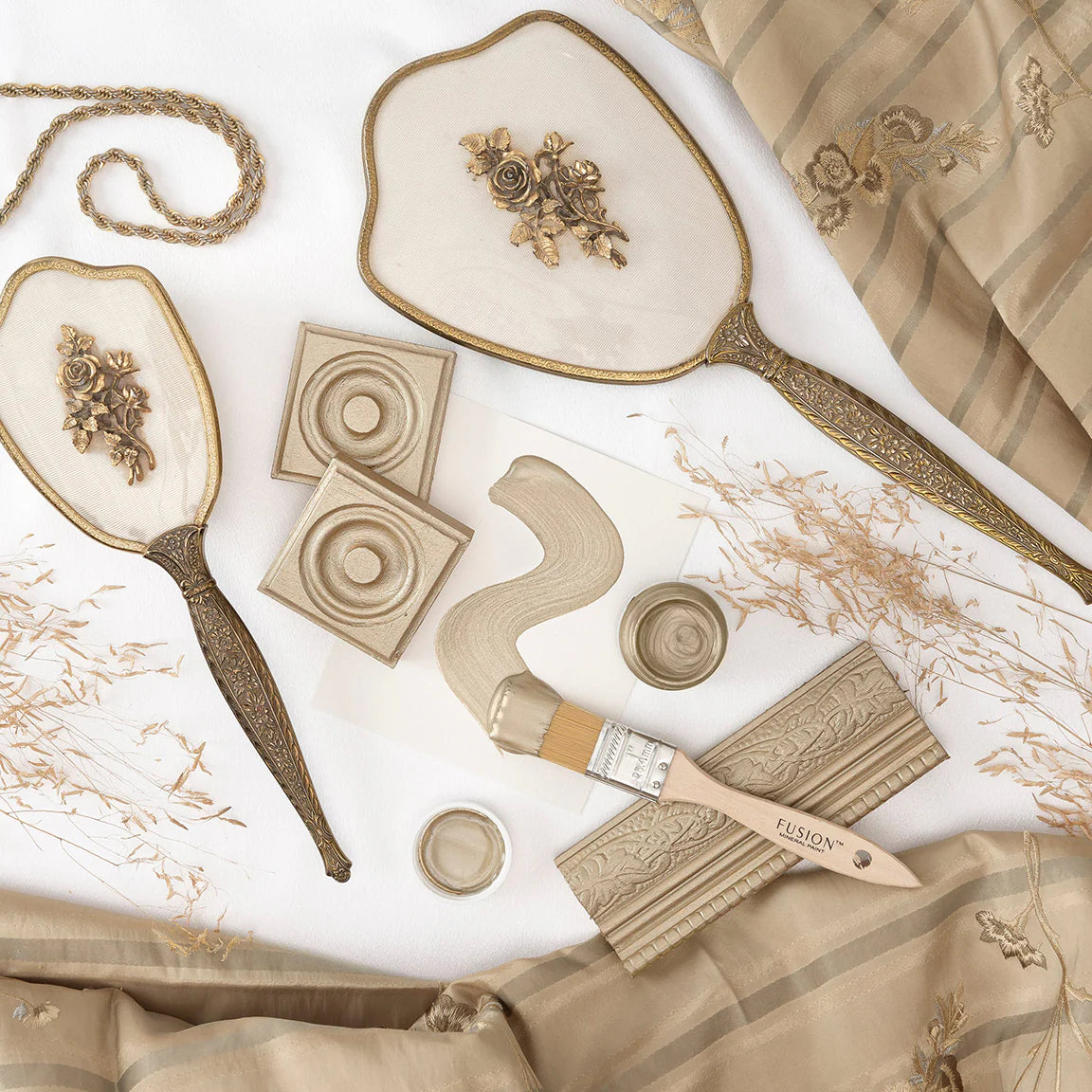 VINTAGE GOLD Metallic