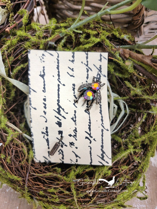 Jeweled Bee Hat / Lapel Pin