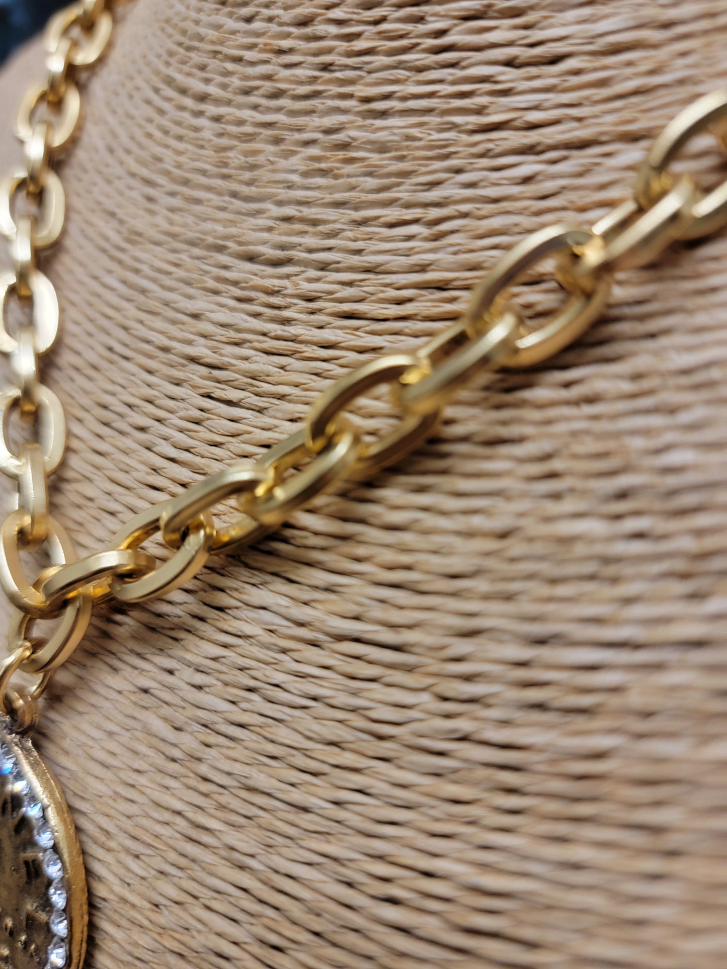 Chanel 31 Rue Paris Cambon Coin & Crystal Necklace Style 1072 - Yochi NY