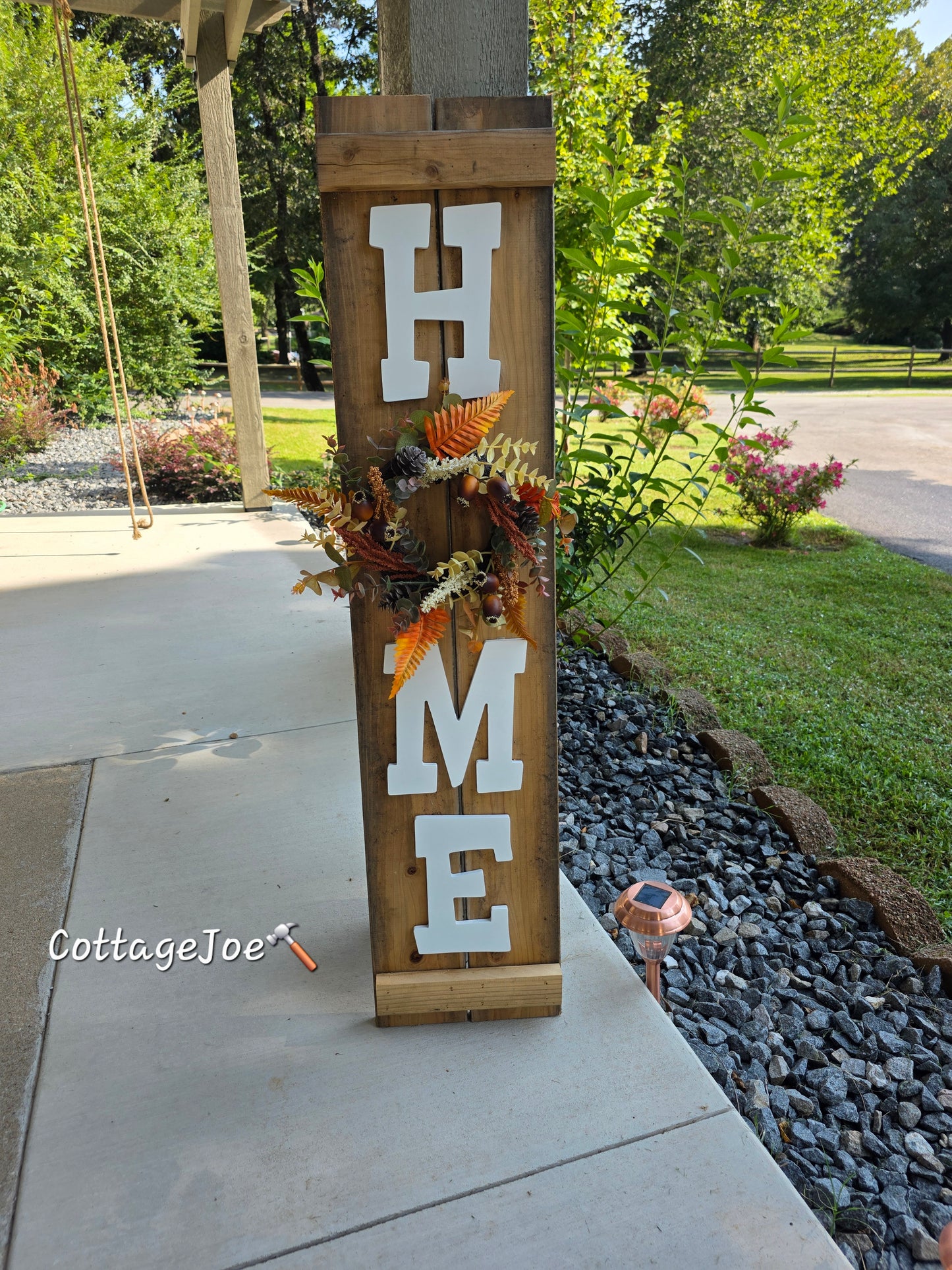 4ft Wood Home Sign w Changeable Wreath