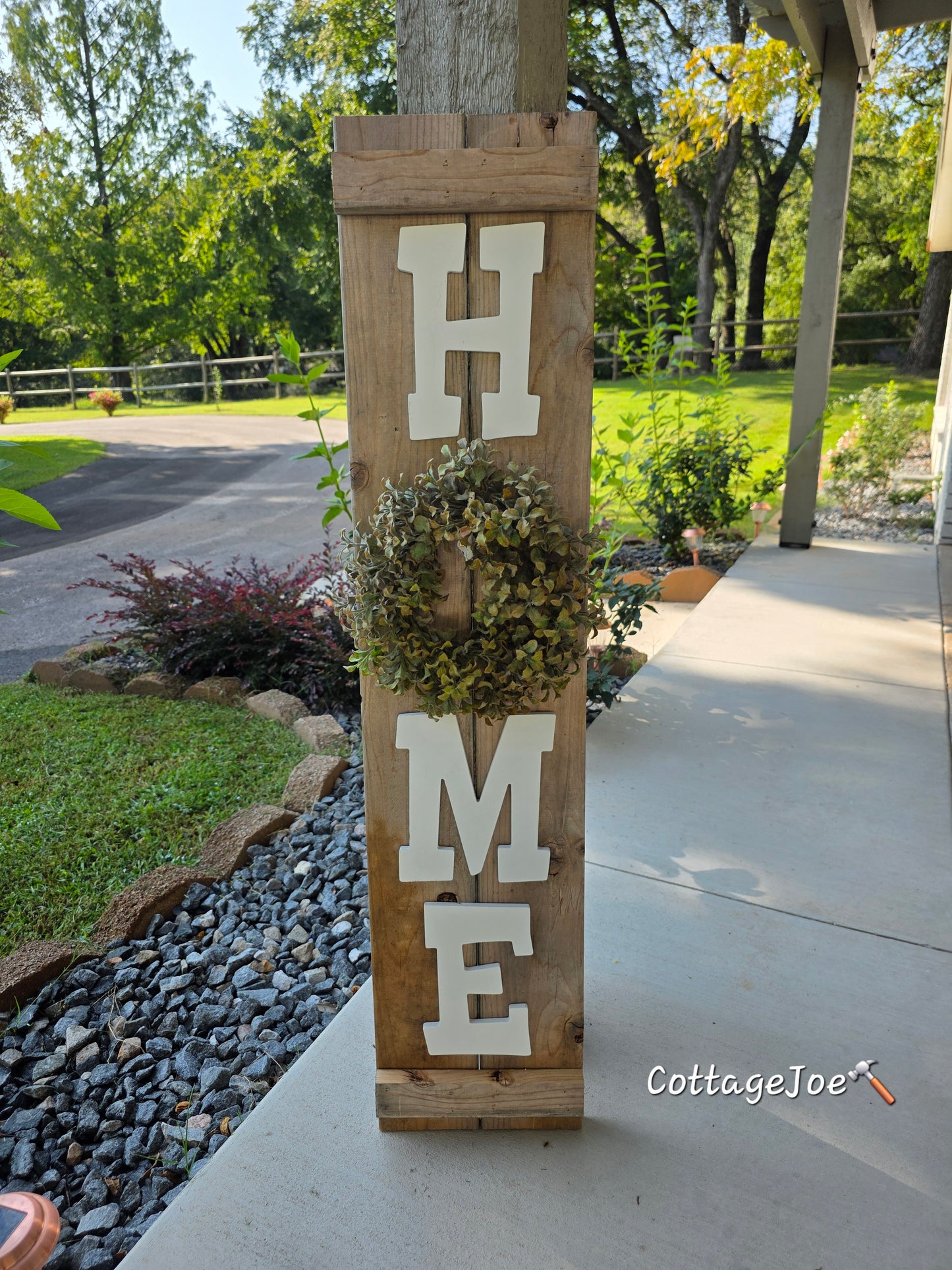 4ft Wood Home Sign w Changeable Wreath