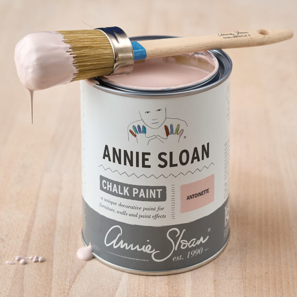 Chalk Paint® Natural Bristle Brush - Medium Oval No. 12 (25cm x 5cm)