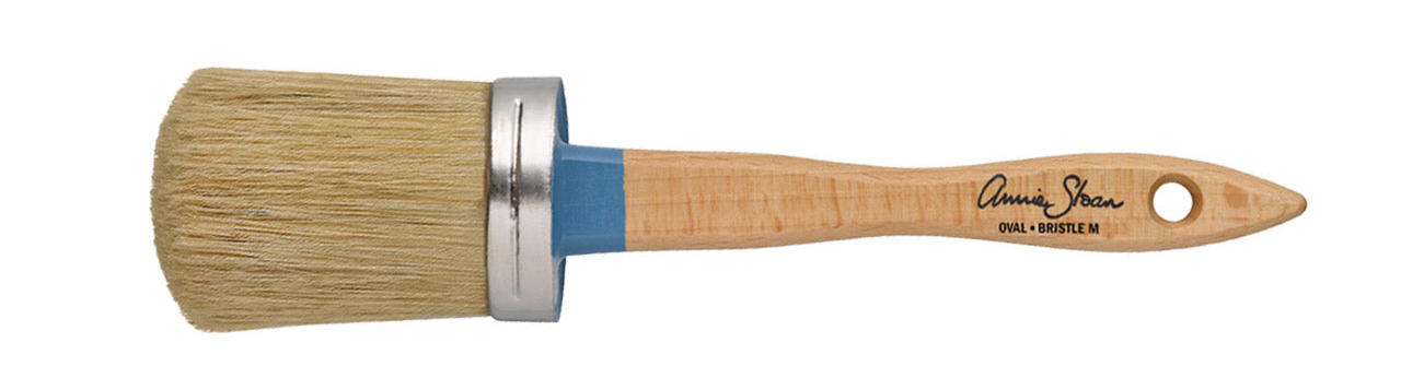 Chalk Paint® Natural Bristle Brush - Medium Oval No. 12 (25cm x 5cm)