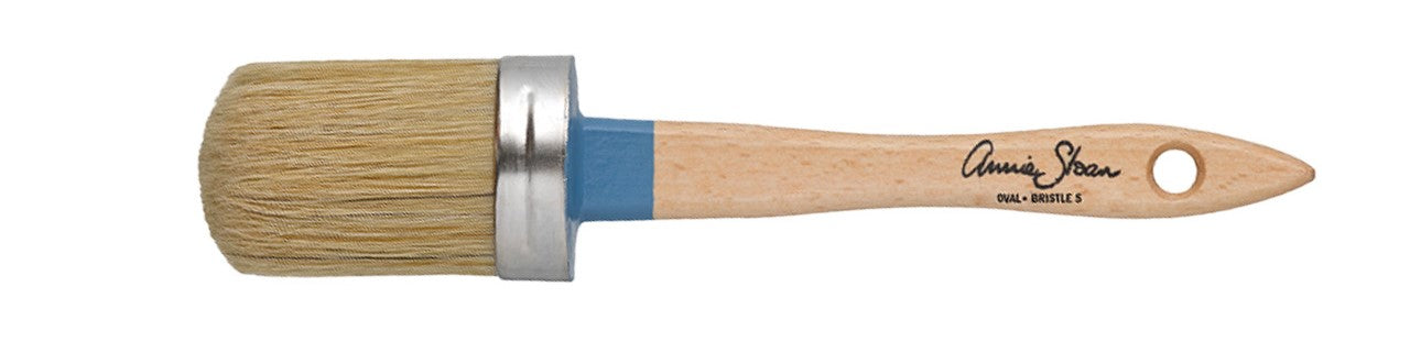 Chalk Paint® Natural Bristle Brush - Small Oval No. 08 (22cm x 4.5cm)