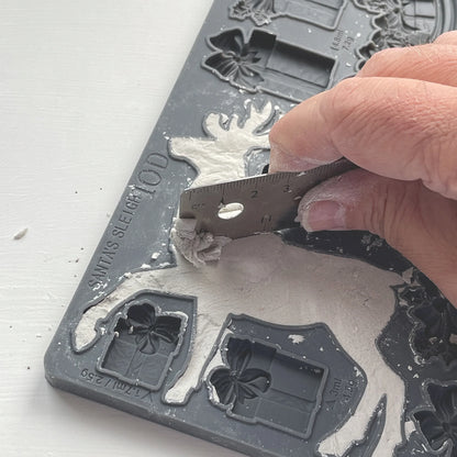Santa's Sleigh - IOD Decor Mould