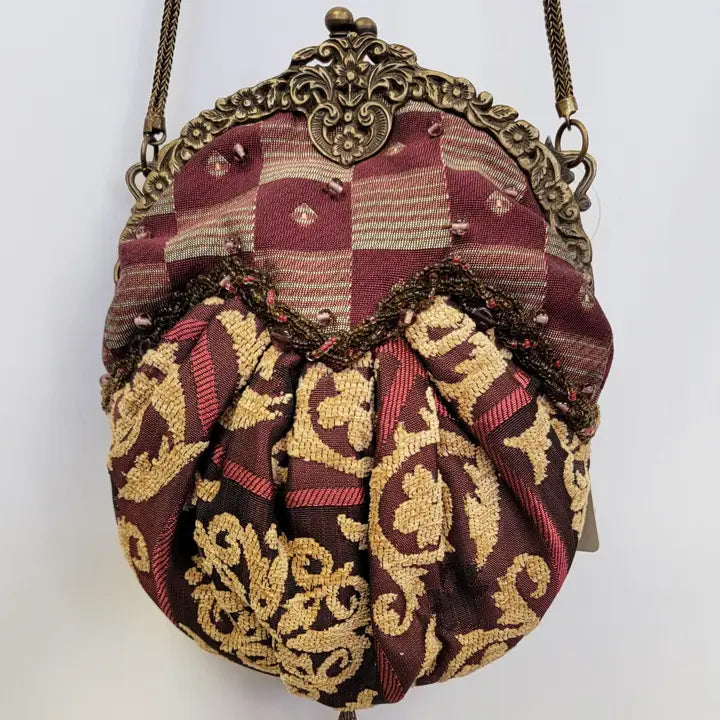 Victorian Vintage Style Tapestry Purse with Tassel
